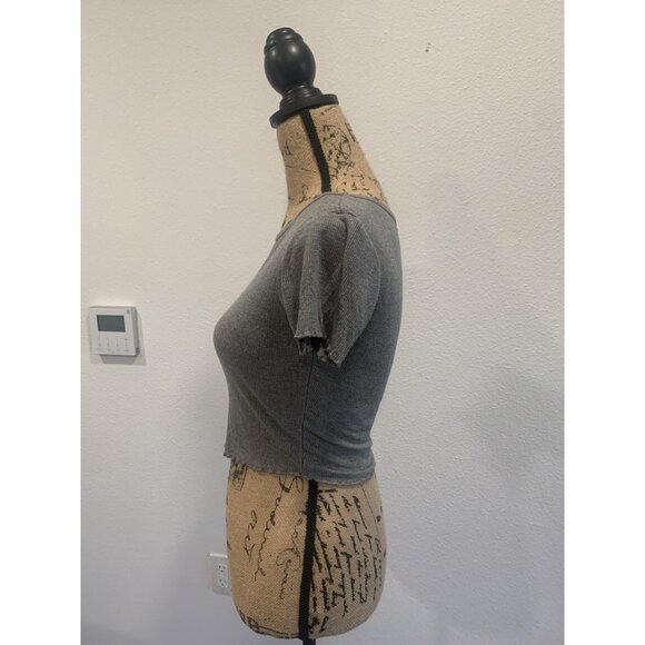 (F-173) Destined Womens Crop Top Size M Gray Color - Picture 3 of 5